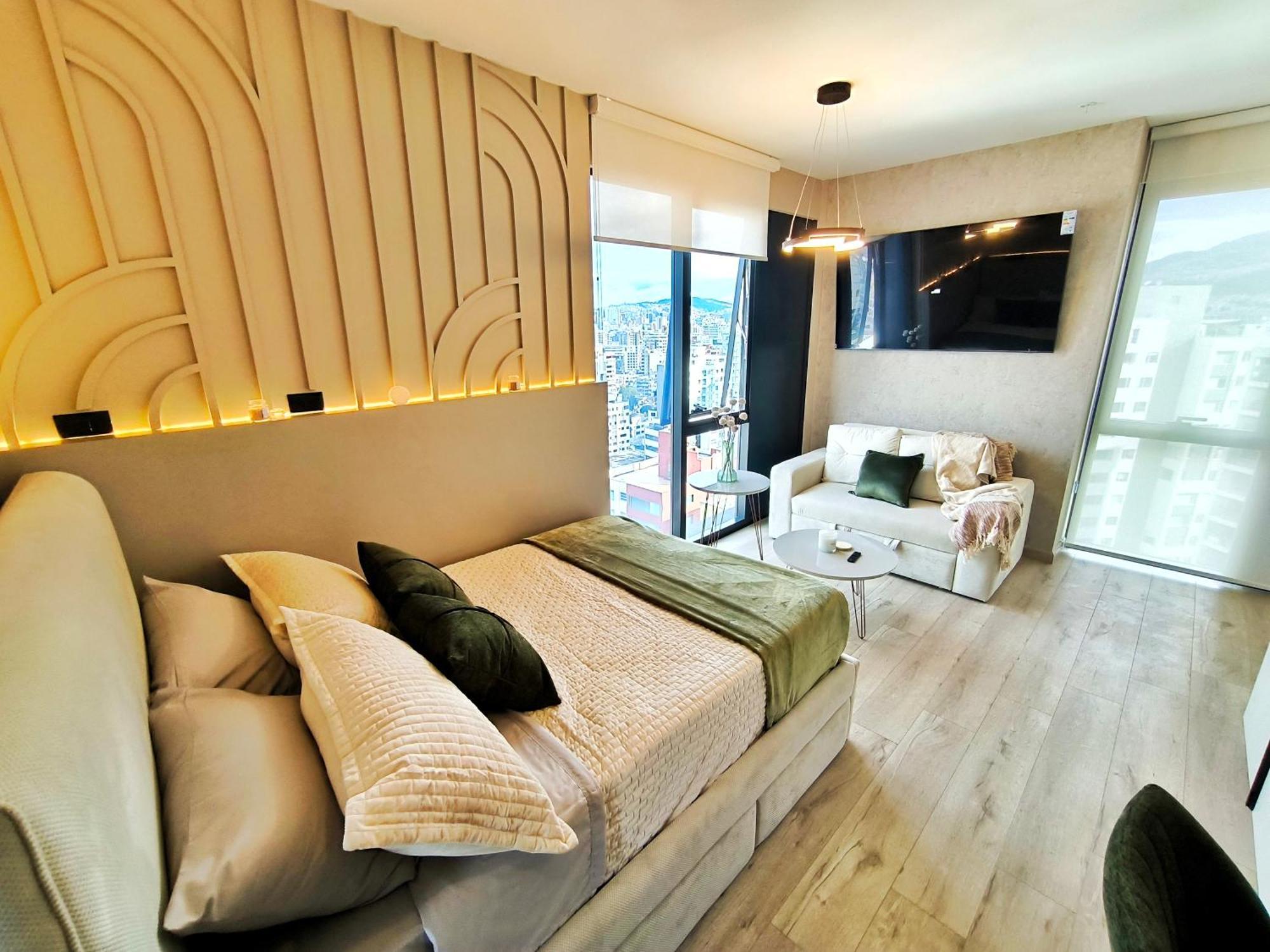 דירות קיטו Republica Del Salvador Coliving Ecuador Xoe מראה חיצוני תמונה